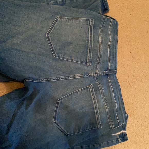 Old Navy Rockstar High Rise Super Skinny Jean - Picture 3 of 4